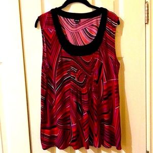 RAFAELLA. Sleeveless blouse. XL Red and black